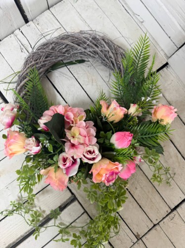 wianek na drzwi-wianki-rozowy-elegancki-piekny.jpg