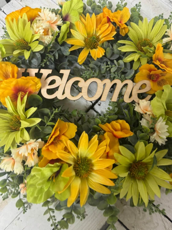 wianek na drzwi -wiosna-wiosenny wianek na drzwi.jpg