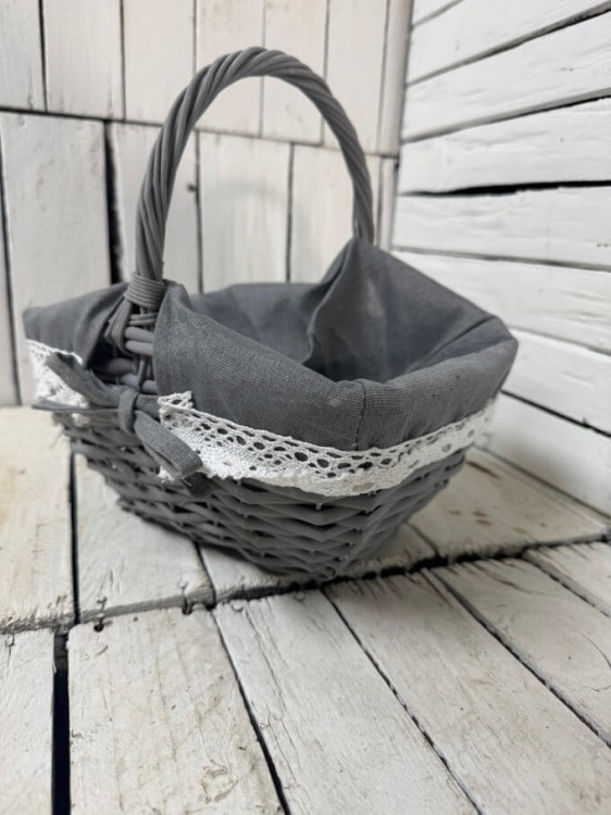 koszyk -wielkanocny-koszyki-wyscielany.jpg