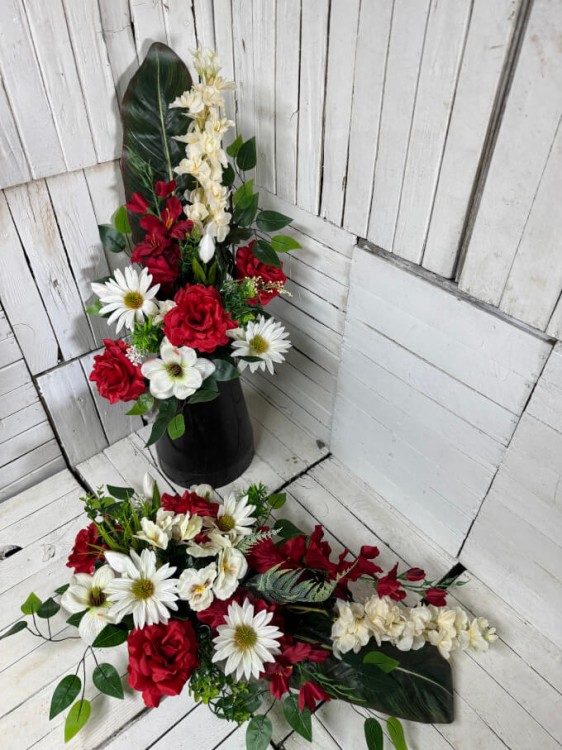 czerwone eleganckie-komplety na cmentarz-kwiaty na cmentarz-stroiki na cmentarz-stroik-wiazanka-wzory.jpg