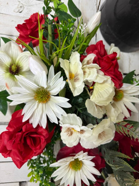 kwiaty sztuczne na cmentarz-kompozycja-wiazanka-stroi-stroiki-wiazanki-komplety na cmentarz-grob-nowsci.jpg