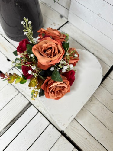 piekny stroik -serce-elegancka-kompozycja-kompozycje-stroiki-wiazanki-wiazanka-wzory-.jpg