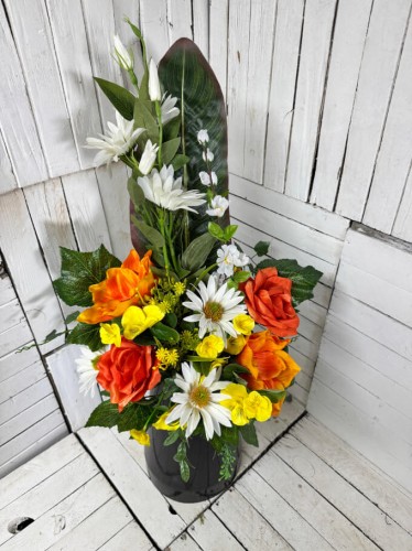 bukiet na cmentarz-kwiaty na cmentarz-eleganckie-kmpozyce.jpg