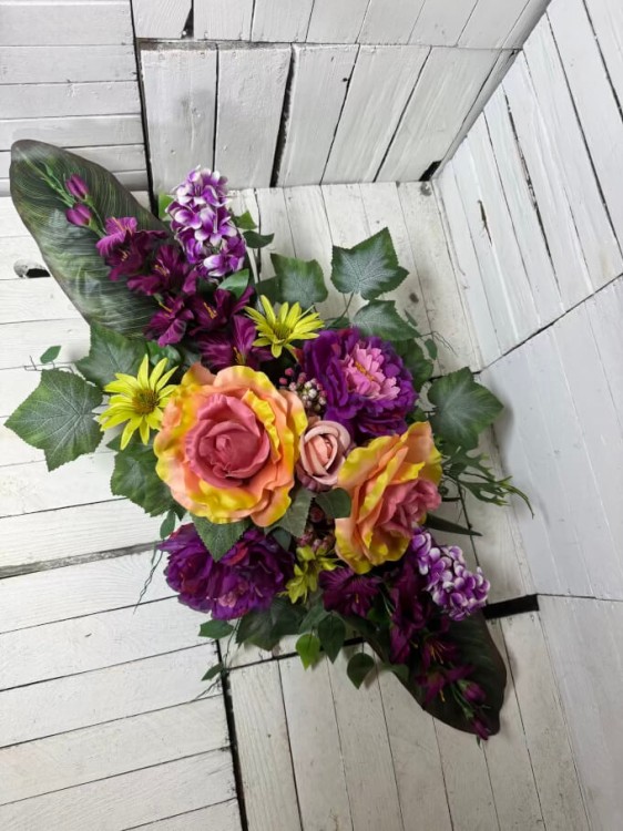 wiazanka stroik nagrobney kwiaty na cmentarz piekne eleganckie tanie duze roza .jpg