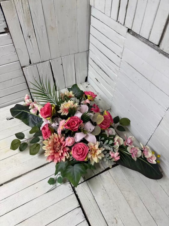 nowoczesny-duzy-stroik-stroik na cmentarz-kompozycja-kwiaty-nagrobne-stroiki-nowosc-wzory.jpg