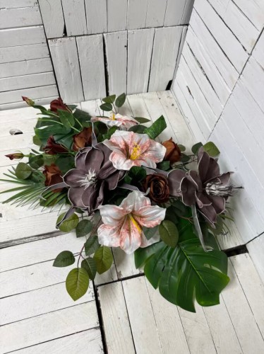 nowoczesny-stroik na cmentarz-kompozycja nagrobna-kwiatysztuczne-wiazanki.jpg