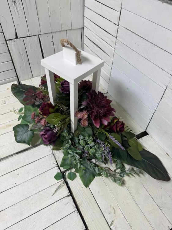 lampa-kompozycja-lampa na cmentarz-kiety na grob-kompozycja-nowosci-stroik na cmentarz-stroiki na cmentarz-kompozycje-kompozycja.jpg