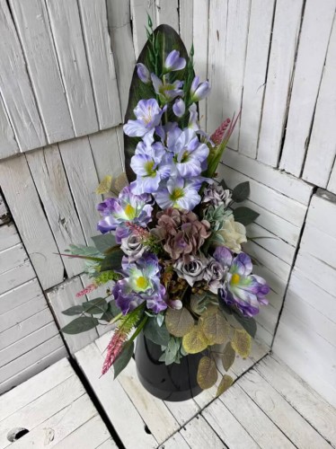 bukiet na cmentarz-wiazanka-nowosc-eleganckie kwiaty na cmentarz stroik na cmentarz- stroiki na cmentarz-wiazanki.jpg