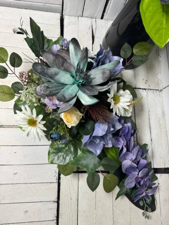 orginalny-stroik na cmentarz-stroiki na cmentarz-kompozycje na cmentarz-kwiaty na grob-nowoczesne.jpg