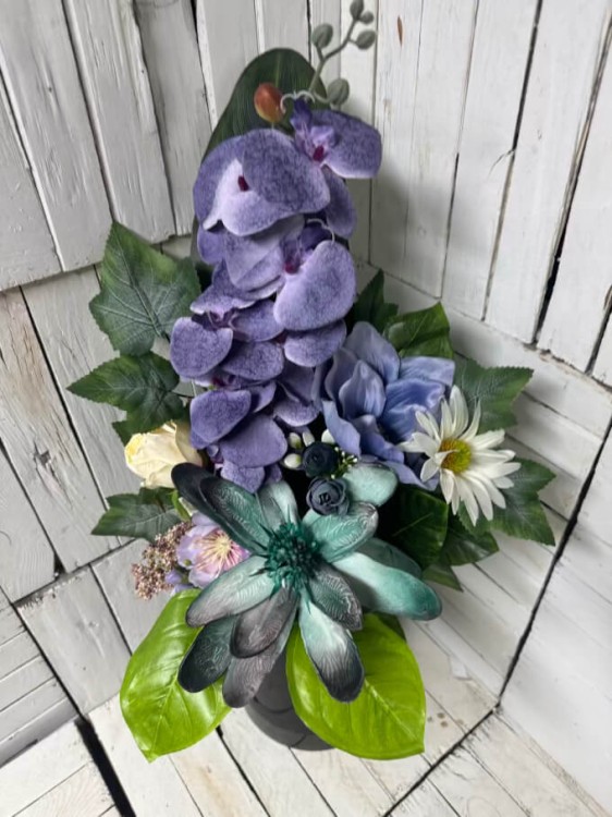 bukiety-piankowe-kwiaty-stroik na cmentarz-stroiki na cmentarz-kompozycje na cmentarz-kwiaty na grob-nowoczesne.jpg