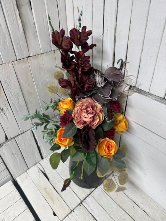 bukiet jesienny na cmentarz-braz-eleganckie stroiki na cmentarz-pianka-owos-kompoycjee nagrobne-kwiaty sztuczne-kompozycja-bukiet.jpg