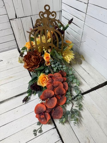 kwiaty na grb-piekny bukiet na cmentarz-cherbaciane-stroik.jpg