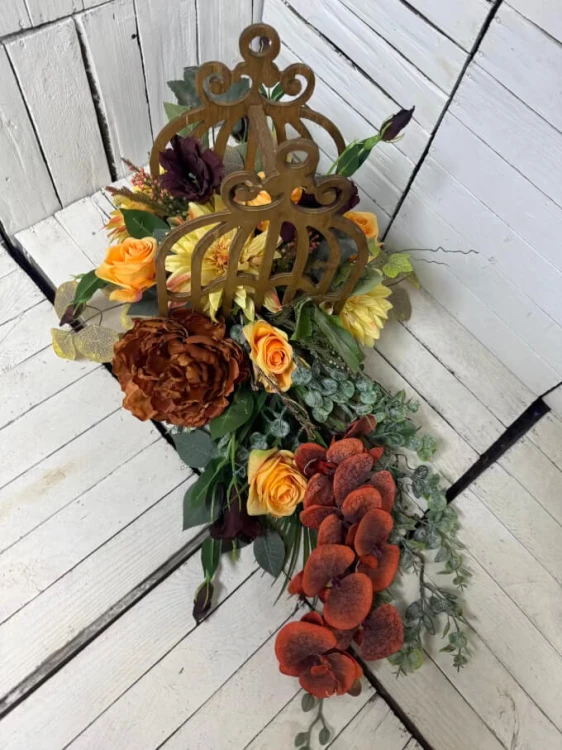 piekne wiazanka-piekny bukiet na cmentarz-cherbaciane-stroik.jpg