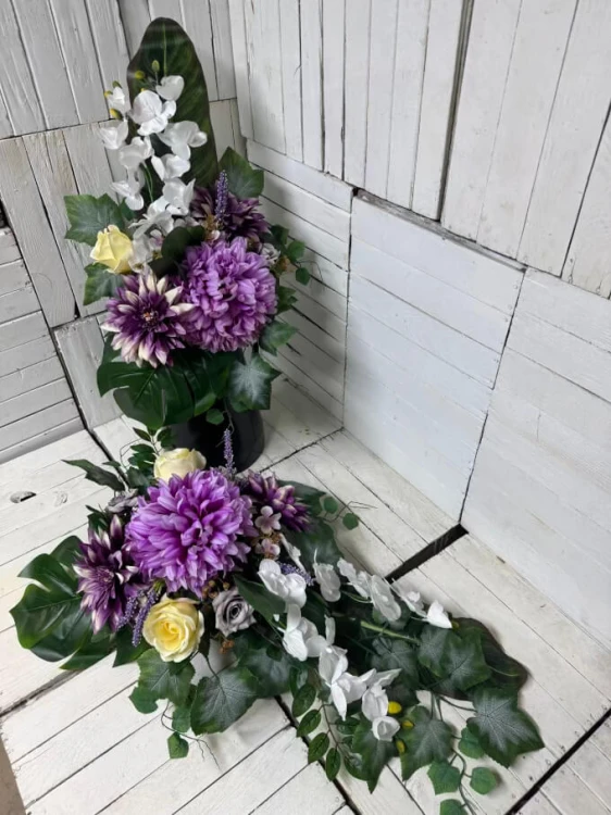 komplet na grob-kwiaty-bukiet-wiazanka-chryzantema-stroik-kompozycja .jpg