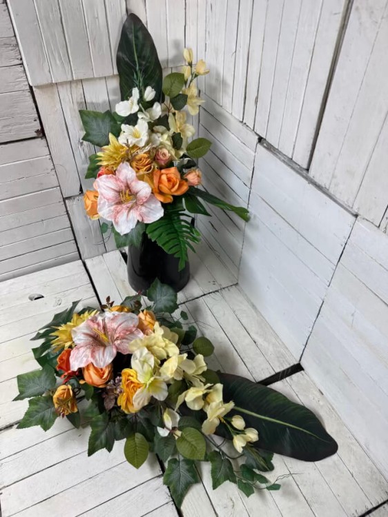 komplet kremowe kwiaty-stroik na cmntarz-stroiki-kompozycja-kompozycje-wiazanki-eleganckie-piekne-tanie-komplety na grob.jpg