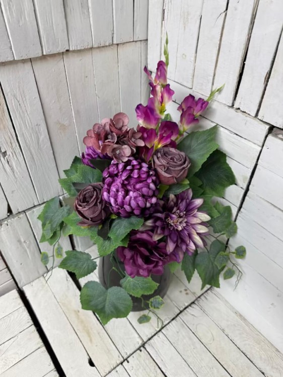 bukiet chryzantema wszystkich swietych-stroik na cmentarz-stroiki na cmentarz-komplet na grob-kompozycja nagrobna-wiazanka-kwiaty.jpg