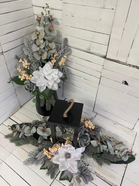 piekne-kwiaty na grob-kompozycja na cmentarz-stroik-boze narodzenie-swiateczny (1).jpg