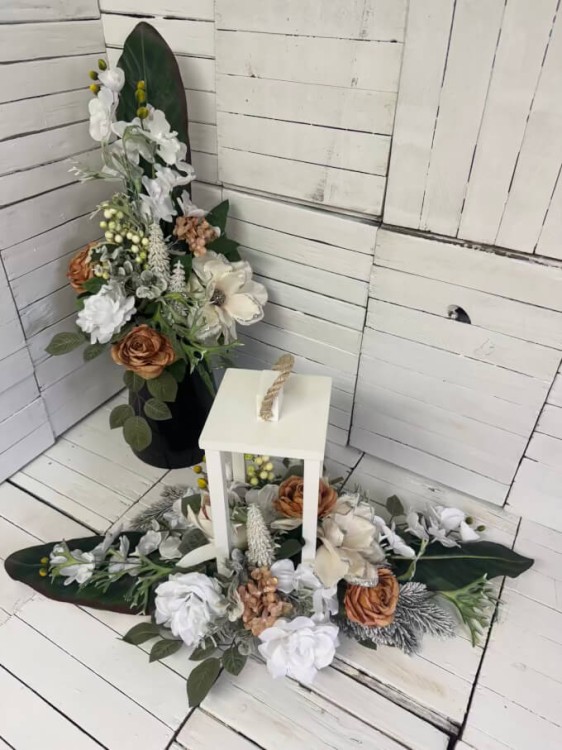 zimowy-komplet na cmentarz-kwiaty-kompozycja na cmentarz-stroik-boze narodzenie-swiateczny.jpg