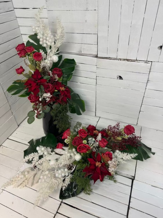 piekny duzy- komplet -stroik na cmentarz-bukiet na cmentarz -do wazonu-roza-czerwona-boze narodzenie.jpg