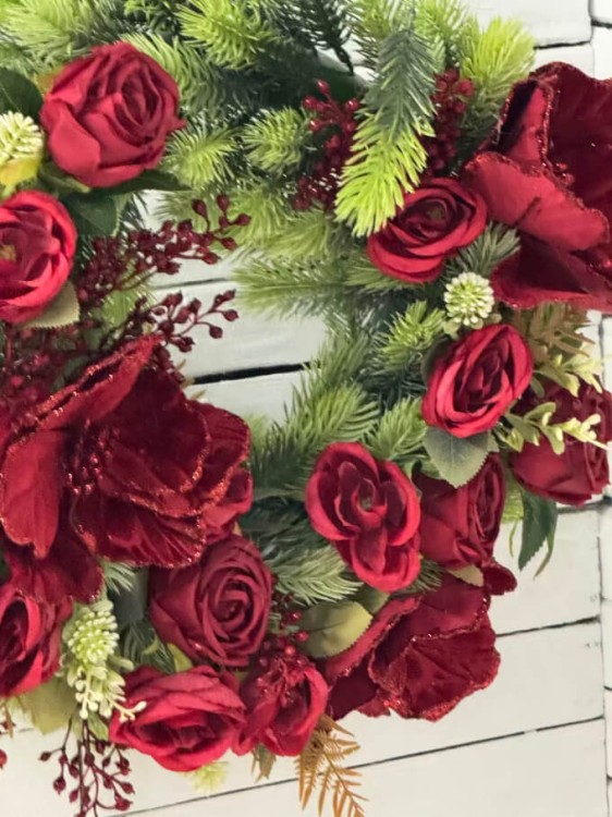 wianek czerwien wianek beż na drzwi elegancki klasyka.jpg