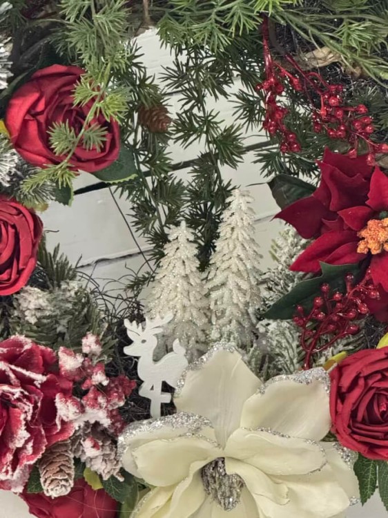 klasyczna dekoracja na drzwi lub kompnek.jpg