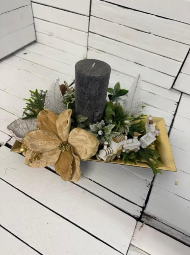 elegancki-stroik -dekoracja-boze narodzenie-swiateczny-swieca.jpg