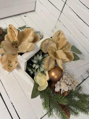 nowoczesna-ksiega na cmentarz-stroik -boze narodzenie-swiateczny-kompozycja nagrobna.jpg