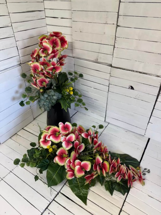 kwiaty na cmentarz -stroik na grob-stroiki wiazanki arbuzowe storczyki