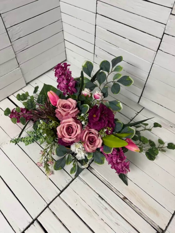 malinowy-roz-elegancki-stroik-na-cmentarz-komplet-na-grob-galeria-nowosc