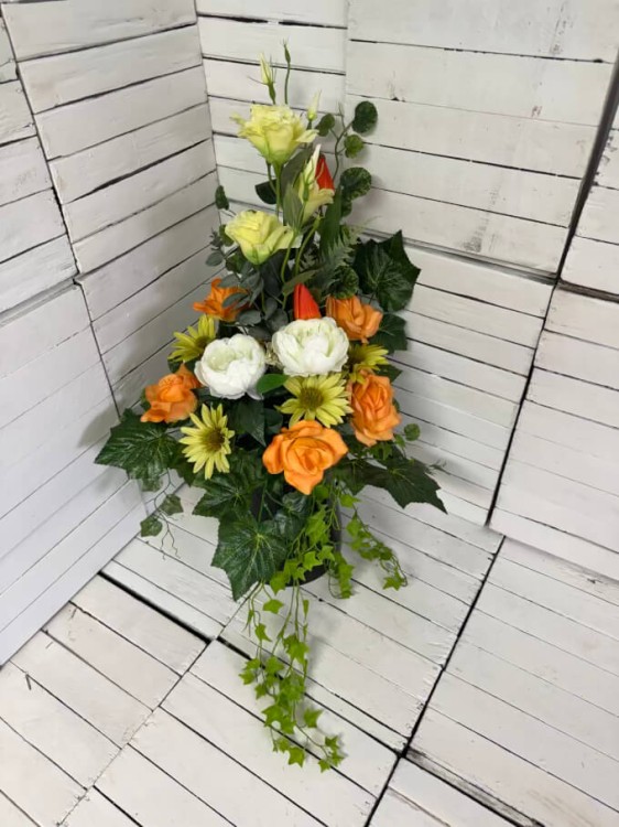 wiosenny-bukiet-na-cmentarz-kwiaty-do-wazonu-wiazanka-dlugi-zwis-ogon