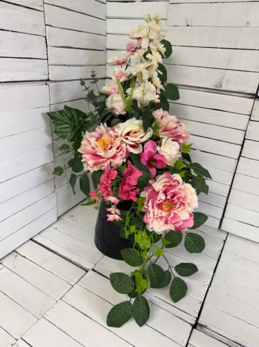 bukiet-wiazanka-na-cmentarz-piwonie-rozowe-lekki-zwis