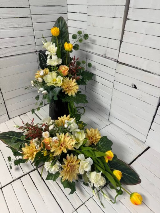 kwiaty-na-grob-stroik-bukiet-na-cmentarz-wioenny-komplt-nagrobny-wiosna-tulipany-duzy