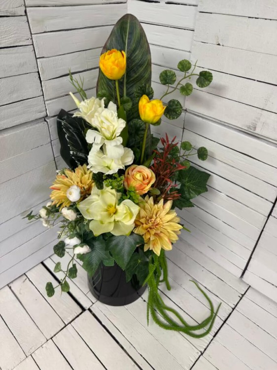piekna-kwiatowa-kompozycja-do-wazonu-bukiet-kwiaty-na-grob-stroik-bukiet-na-cmentarz-wioenny-komplt-nagrobny-wiosna-tulipany-duzy
