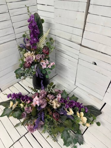 piekny-duzy-komplet-bagrobny-pelen-kwiatow-na-grob-kwiaty-na-cmentarz-pomysl-na-dekoracje