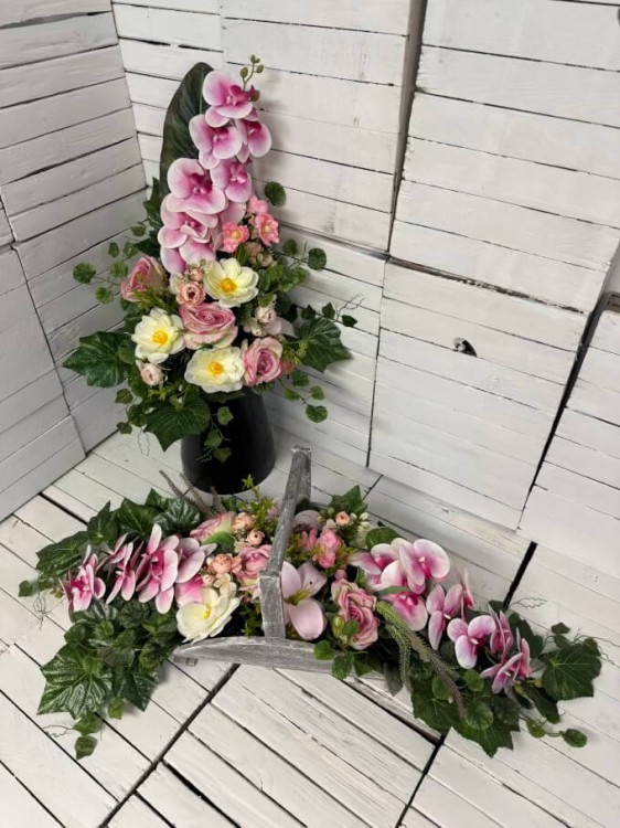 stroik-bukiet-komplet-nagrobny-na-cmentarz-nowoczesny-kosz-rozowe-kwiaty-sztuczne-dla-mamy