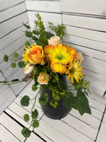 mały bukiet-komplet-na-cmentarz-urna-stroiki-wiazanki-kwiaty-nagrobne-male-zolte-eleganckie-stroik-bukiet