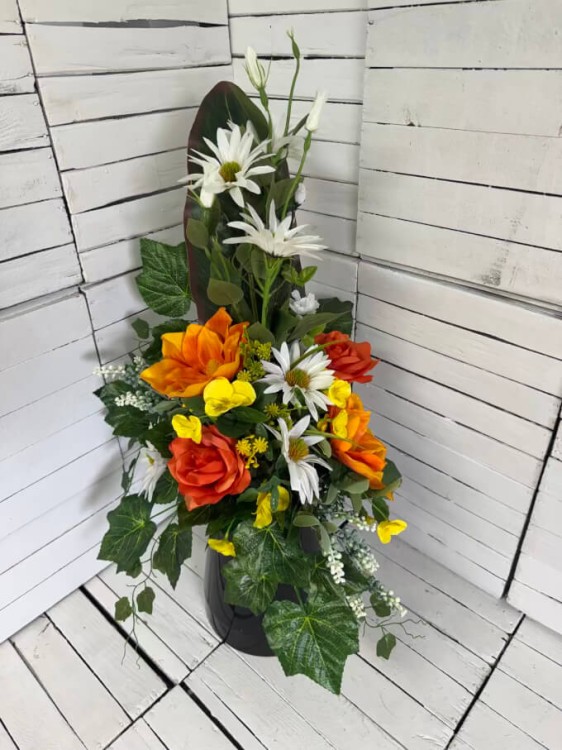 magnolia-sasetki-bukiet-na-cmentarz-wiazanka-nagrobna-do-wazonu-wiosenna-kwiaty