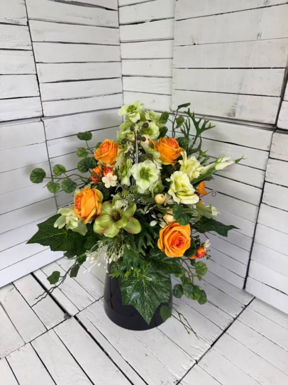 wiazanka-piekna-elegancki -bukiet-na-okraglo-rozyczki-eustoma-wiazanka-na-cmentarz-do-wazonu