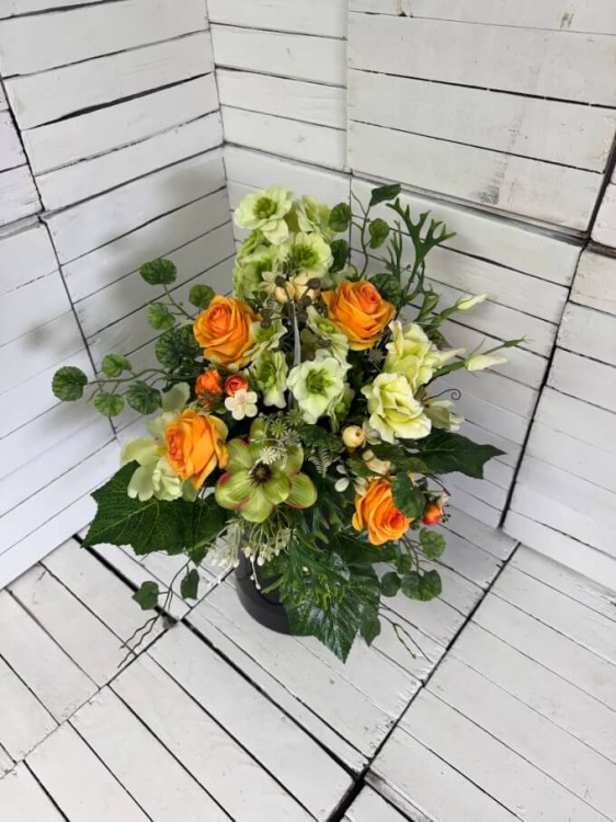 elegancki -bukiet-na-okraglo-rozyczki-eustoma-wiazanka-na-cmentarz-do-wazonu