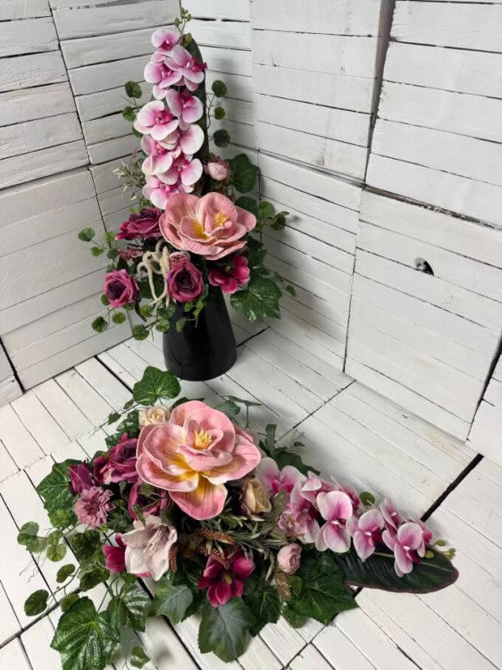 piekny-stroik-na-cmentarz-komplet na grob-storczyk-kwiat-piankowy-bukiet-na-cmentarz-do-wazonu-kompozycja-nagrobna-kwiaty-na-cmentarz-jasny-roz