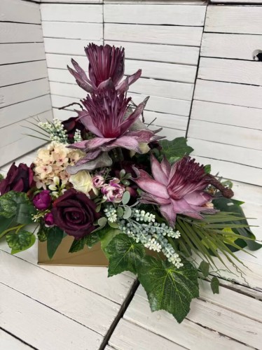 eleganckie -stroiki-nagrobne-piekny-bukiet-na-cmentarz-wiazanka-nagrobna-kwiaty-na00cmentarz-piankowe-dla-mamy