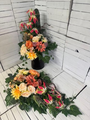 komplet-na-cmentarz-sroik-na-grob-bukiet-kwiaty-na-cmentarz-glorioza-krem