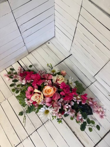 kwiaty-na-cmentarz-kwiaty na cmentarz-stroik-na-grob-stroiki-kompozycje-dla-mamy-dzien-mamy-wiazanka-rozowa