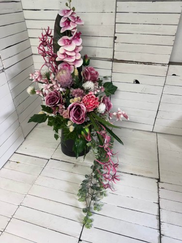 Nowoczesny bukiet do wazonu premium 60 cm w odcieniach różu z różowym storczykiem i magnolią
